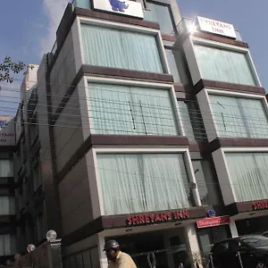 Hotel Shreyans New Delhi