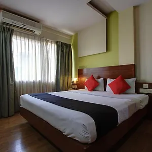 Hotel Collection O 29684 Hotel Vikram Palace & Restaurant Dayal Bagh
