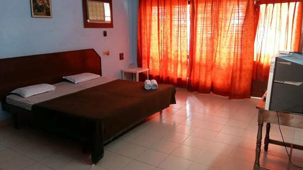 Hotel Seaweed Kovalam 2*,
